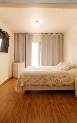 Casa à venda com 250m², 4 quartos e 2 vagas Casa à venda com 250m², 4 quartos e 2 vagasSuíte