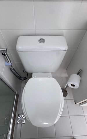 Apartamento à venda com 68m², 2 quartos e 1 vaga Apartamento à venda com 68m², 2 quartos e 1 vagaBanheiro Social