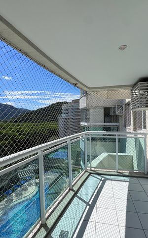 Apartamento à venda com 68m², 2 quartos e 1 vaga Apartamento à venda com 68m², 2 quartos e 1 vagaVaranda