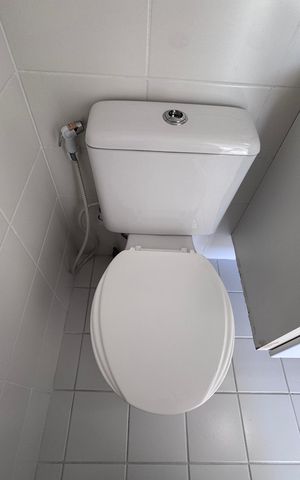 Apartamento à venda com 68m², 2 quartos e 1 vaga Apartamento à venda com 68m², 2 quartos e 1 vagaBanheiro da Suíte