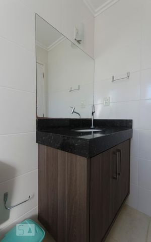 Apartamento para alugar com 60m², 2 quartos e 1 vaga