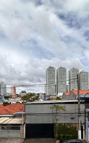Casa para alugar com 182m², 2 quartos e 2 vagas Casa para alugar com 182m², 2 quartos e 2 vagasVista do Quarto 1