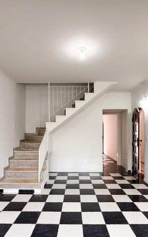 Casa para alugar com 182m², 2 quartos e 2 vagas Casa para alugar com 182m², 2 quartos e 2 vagasSala
