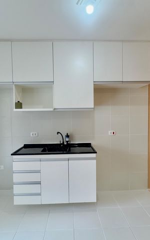 Apartamento à venda com 48m², 2 quartos e 1 vaga Apartamento à venda com 48m², 2 quartos e 1 vagaCozinha