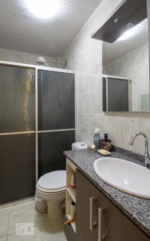 Apartamento à venda com 42m², 1 quarto e sem vaga Apartamento à venda com 42m², 1 quarto e sem vagaBanheiro social