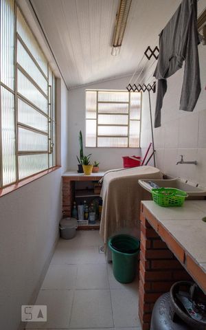 Apartamento à venda com 42m², 1 quarto e sem vaga Apartamento à venda com 42m², 1 quarto e sem vagaÁrea de serviço