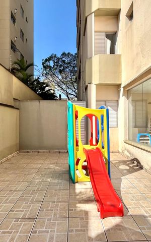 Apartamento para alugar com 62m², 2 quartos e 1 vaga Apartamento para alugar com 62m², 2 quartos e 1 vagaÁrea comum - Playground