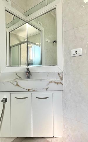 Apartamento para alugar com 62m², 2 quartos e 1 vaga Apartamento para alugar com 62m², 2 quartos e 1 vagaBanheiro social