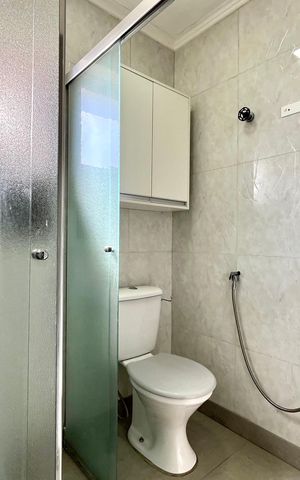 Apartamento para alugar com 62m², 2 quartos e 1 vaga Apartamento para alugar com 62m², 2 quartos e 1 vagaBanheiro social