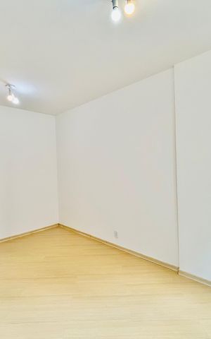 Apartamento à venda com 63m², 2 quartos e 1 vaga Apartamento à venda com 63m², 2 quartos e 1 vagaSala