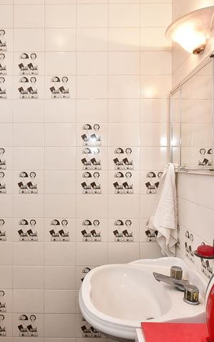 Casa à venda com 650m², 4 quartos e 9 vagasBanheiro Suíte 4