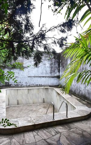 Casa à venda com 650m², 4 quartos e 9 vagasPiscina