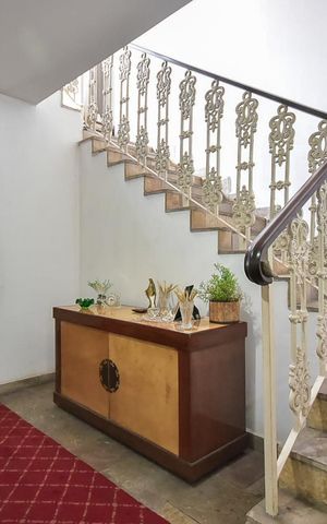 Casa à venda com 650m², 4 quartos e 9 vagasSala