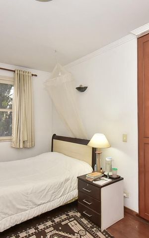 Casa à venda com 650m², 4 quartos e 9 vagasSuíte 2