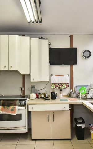 Casa à venda com 650m², 4 quartos e 9 vagasCozinha