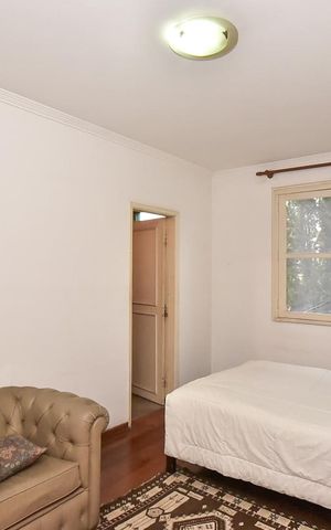 Casa à venda com 650m², 4 quartos e 9 vagasSuíte 2