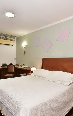 Casa à venda com 650m², 4 quartos e 9 vagasSuíte 4