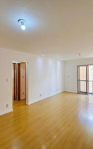 Apartamento para alugar com 98m², 2 quartos e 1 vaga