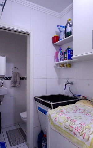 Casa à venda com 150m², 3 quartos e 2 vagas Casa à venda com 150m², 3 quartos e 2 vagasÁrea de Serviço