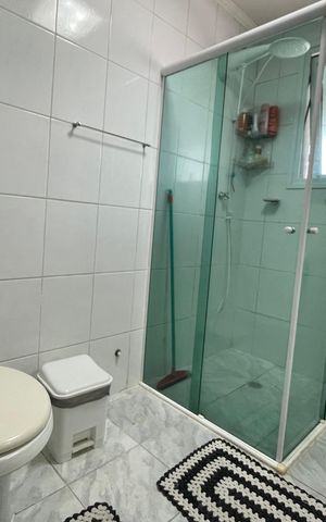 Casa à venda com 200m², 4 quartos e 1 vaga Casa à venda com 200m², 4 quartos e 1 vagaBanheiro