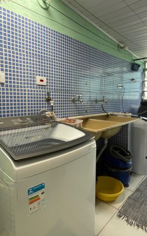 Casa à venda com 200m², 4 quartos e 1 vaga Casa à venda com 200m², 4 quartos e 1 vagaÁrea de Serviço
