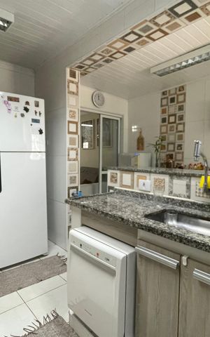 Casa à venda com 200m², 4 quartos e 1 vaga Casa à venda com 200m², 4 quartos e 1 vagaCozinha