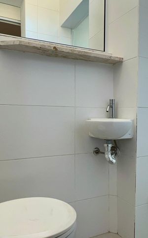 Apartamento à venda com 80m², 2 quartos e 1 vaga Apartamento à venda com 80m², 2 quartos e 1 vagaBanheiro da Suíte
