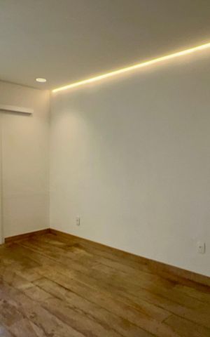 Apartamento à venda com 80m², 2 quartos e 1 vaga Apartamento à venda com 80m², 2 quartos e 1 vagaSuite