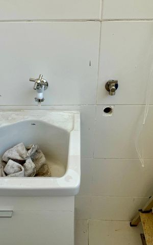 Apartamento à venda com 80m², 2 quartos e 1 vaga Apartamento à venda com 80m², 2 quartos e 1 vagaÁrea de Serviço