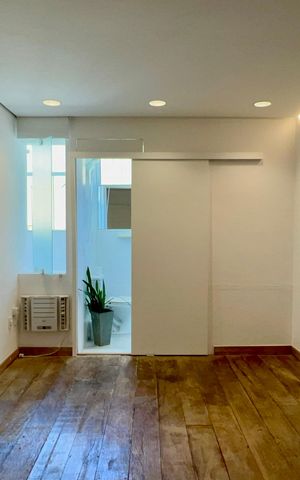 Apartamento à venda com 80m², 2 quartos e 1 vaga Apartamento à venda com 80m², 2 quartos e 1 vagaSuite
