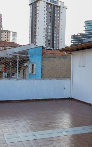 Casa à venda com 200m², 3 quartos e 1 vaga Casa à venda com 200m², 3 quartos e 1 vagaSacada