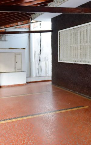 Casa à venda com 200m², 3 quartos e 1 vaga Casa à venda com 200m², 3 quartos e 1 vagaGaragem