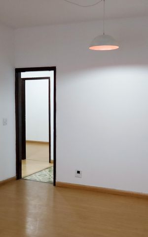 Casa à venda com 200m², 3 quartos e 1 vaga Casa à venda com 200m², 3 quartos e 1 vagaSala