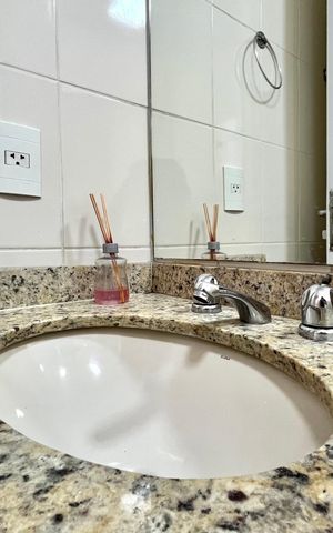 Apartamento à venda com 68m², 3 quartos e 1 vaga Apartamento à venda com 68m², 3 quartos e 1 vagaBanheiro Corredor