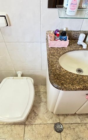 Apartamento à venda com 86m², 3 quartos e 2 vagasBanheiro da Suíte