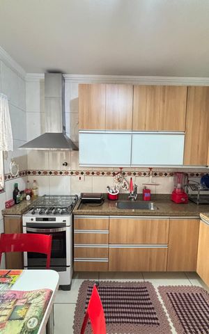 Apartamento à venda com 86m², 3 quartos e 2 vagasCozinha