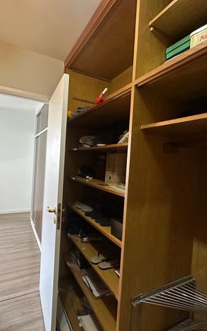 Apartamento para alugar com 264m², 4 quartos e 3 vagas Apartamento para alugar com 264m², 4 quartos e 3 vagasCloset da suíte 1