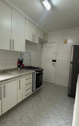 Apartamento para alugar com 264m², 4 quartos e 3 vagas Apartamento para alugar com 264m², 4 quartos e 3 vagasCozinha
