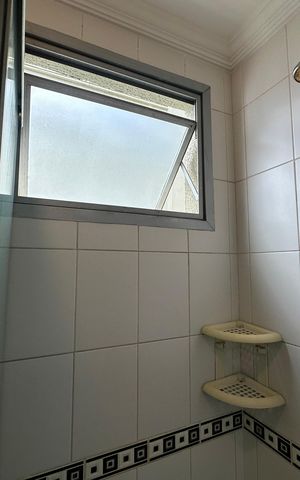 Apartamento para alugar com 264m², 4 quartos e 3 vagas Apartamento para alugar com 264m², 4 quartos e 3 vagasBanheiro da Suíte 2