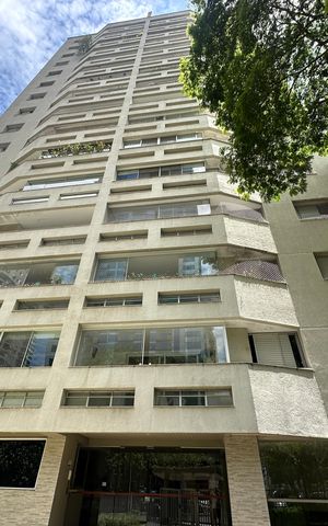Apartamento para alugar com 264m², 4 quartos e 3 vagas Apartamento para alugar com 264m², 4 quartos e 3 vagasFachada