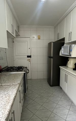 Apartamento para alugar com 264m², 4 quartos e 3 vagas Apartamento para alugar com 264m², 4 quartos e 3 vagasCozinha