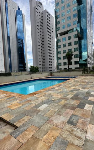 Apartamento para alugar com 264m², 4 quartos e 3 vagas Apartamento para alugar com 264m², 4 quartos e 3 vagasÁrea comum - Piscina