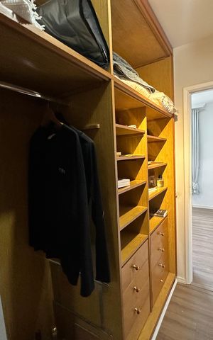 Apartamento para alugar com 264m², 4 quartos e 3 vagas Apartamento para alugar com 264m², 4 quartos e 3 vagasCloset da suíte 1