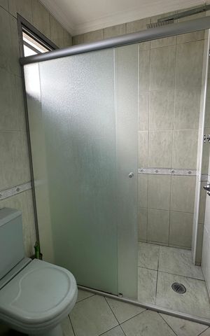Apartamento para alugar com 264m², 4 quartos e 3 vagas Apartamento para alugar com 264m², 4 quartos e 3 vagasBanheiro da Suíte 1