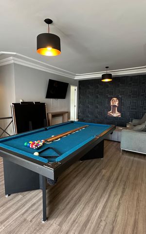 Apartamento para alugar com 264m², 4 quartos e 3 vagas Apartamento para alugar com 264m², 4 quartos e 3 vagasSala 2