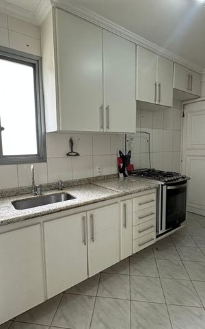 Apartamento para alugar com 264m², 4 quartos e 3 vagas Apartamento para alugar com 264m², 4 quartos e 3 vagasCozinha