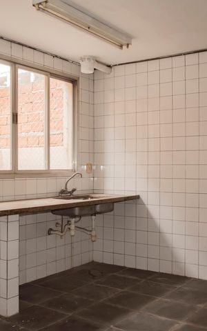 Casa à venda com 400m², 3 quartos e 3 vagasCozinha externa (Piso inferior)
