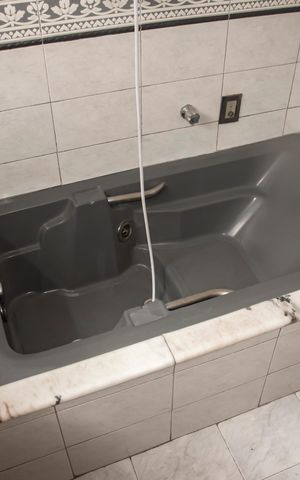 Casa à venda com 400m², 3 quartos e 3 vagasBanheiro da Suíte