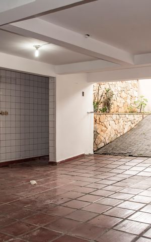 Casa à venda com 400m², 3 quartos e 3 vagasGaragem/Salão