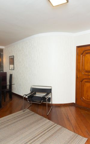 Apartamento à venda com 110m², 3 quartos e 2 vagas Apartamento à venda com 110m², 3 quartos e 2 vagasSala